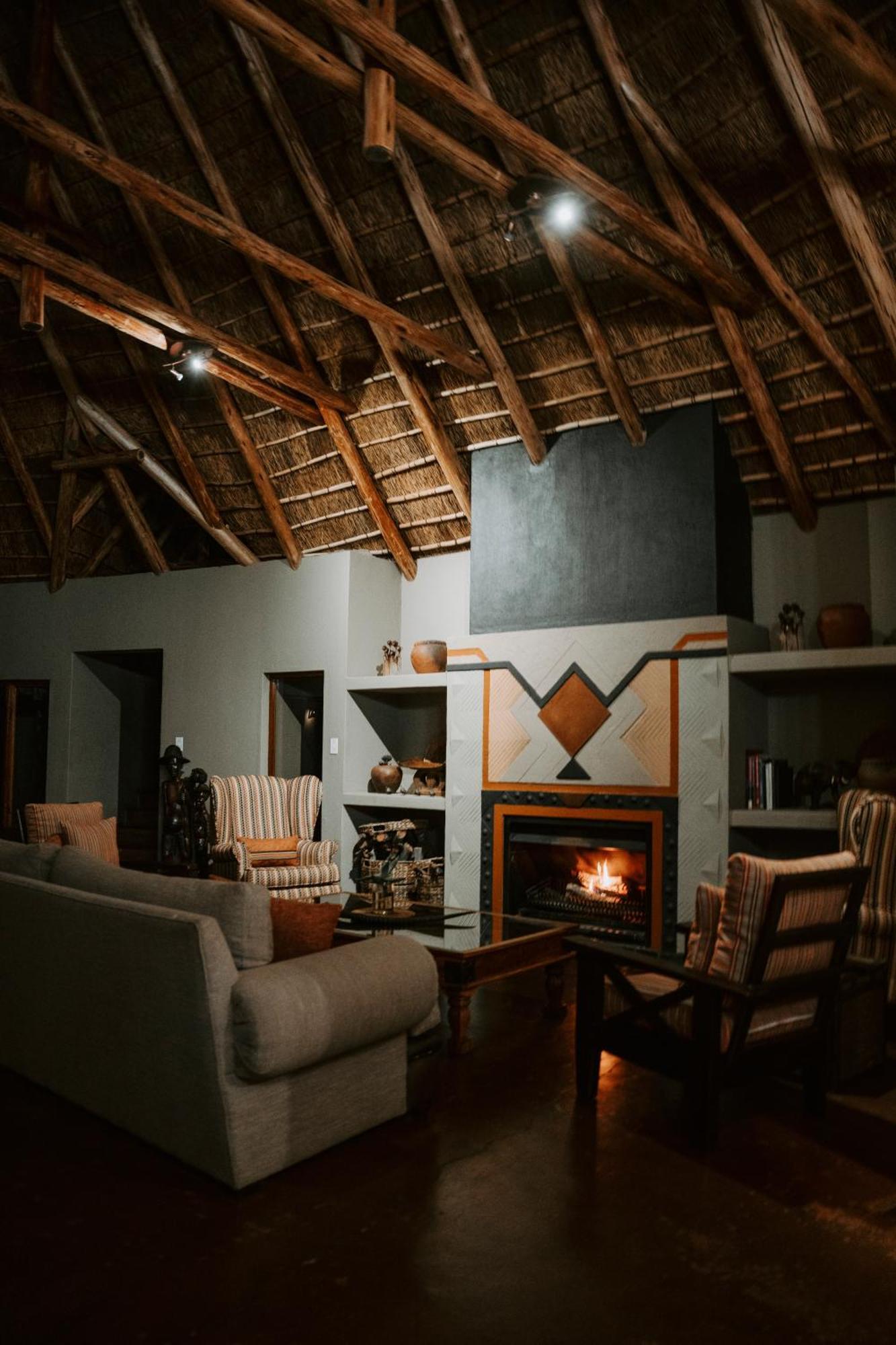 Matingwe Lodge Hartbeestfontein 外观 照片